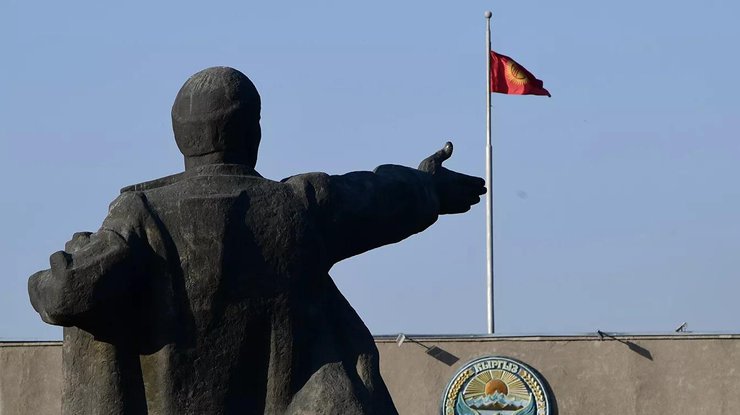 Русский язык в Киргизии сохранит статус официального