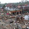 Землетрясение в Индонезии: число жертв растет