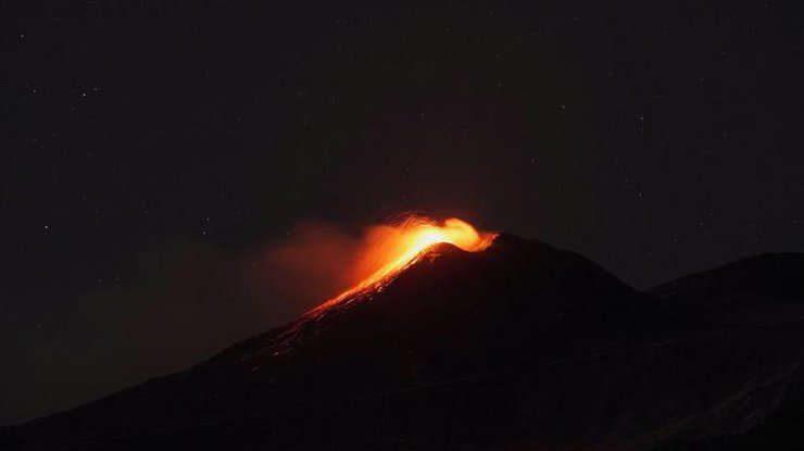 На острове объявили предупреждение/ фото: Volcanodiscovery