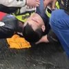 Агония и две остановки сердца: в Киеве мотоциклист попал в ужасную аварию (видео) 