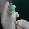 Евросоюз одобрил третью вакцину от коронавируса