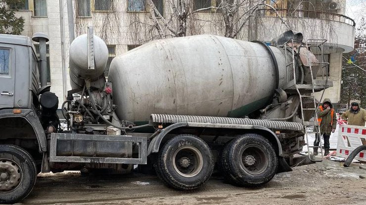 ДТП с бетоновозом в Киеве