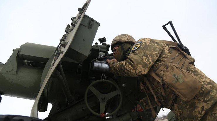 Вражеский беспилотник атаковал позиции украинской армии на Донбассе