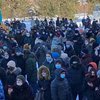 В России снова вспыхнули протесты: силовики задерживают людей (фото, видео) 
