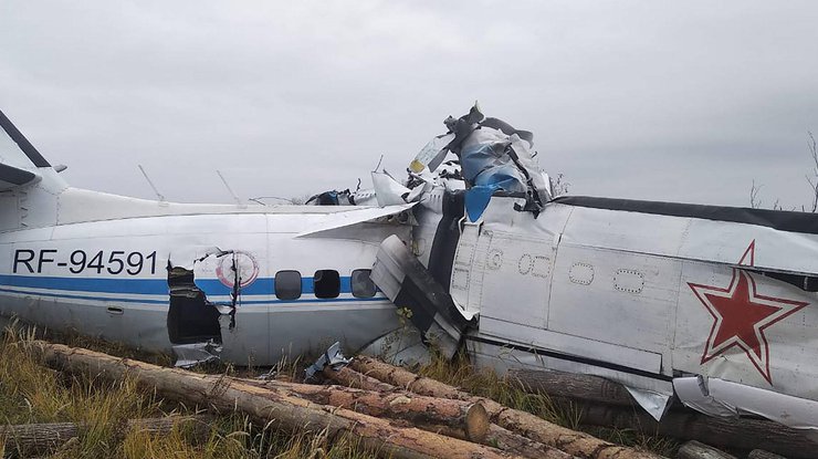 В Татарстане упал легкий самолет L-410