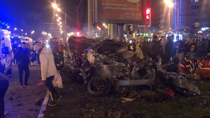 Фото: авария в Харькове 