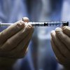 В Украине зафиксировали рекорд по COVID-вакцинации