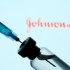 Johnson&Johnson отступят от инновационного подхода к вакцинации: что произошло