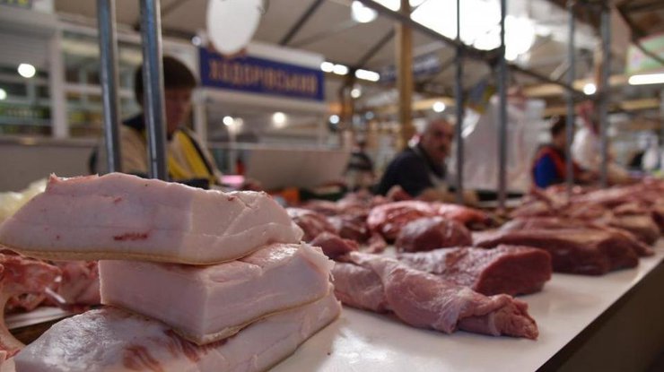 Фото: цены на мясо и сало выросли 