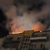 В Харькове вспыхнул мощный пожар в жилой 5-этажке (видео)