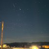 Звездопад Геминиды: впечатляющие кадры метеоритов в ночном небе