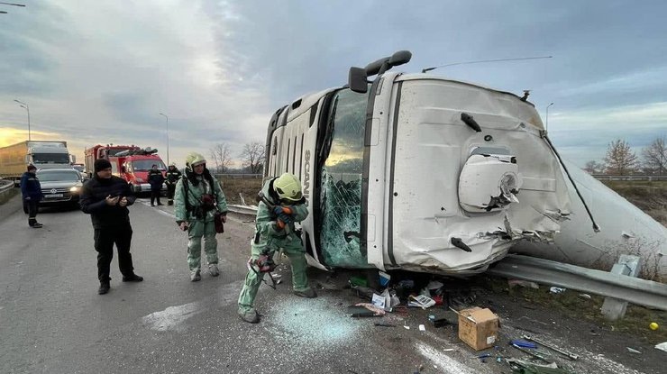 Авария произошла на трассе М30 возле Винницы