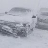 В Крыму из-за снегопада произошло ДТП с участием 32 машин (видео) 