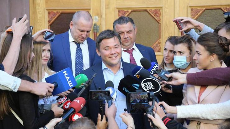Богдан утверждает, что посла Украины в КНР "терроризировали увольнением"