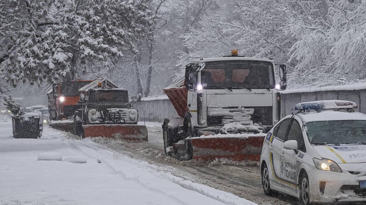 Снегопад в Украине/ Фото: lilisichansk.info