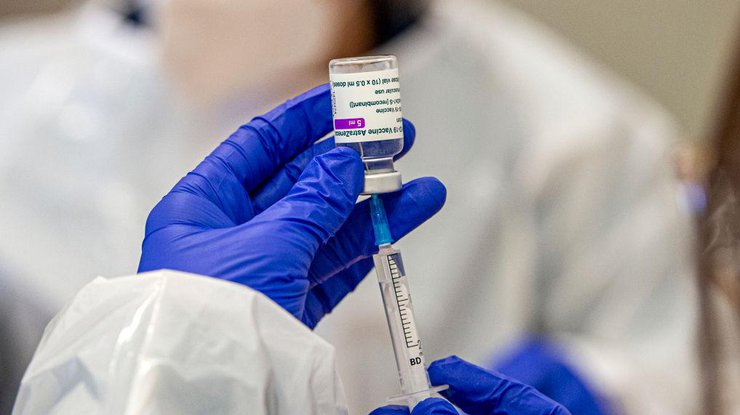 Вакцина AstraZeneca/ Фото: Getty Images