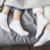 Почему опасно спать в носках