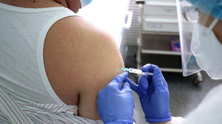 Вакцинация против коронавируса/ фото: РИА Новости