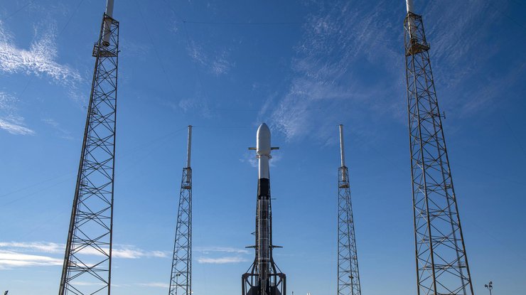 Ракета Falcon 9 вывела на орбиту новую партию спутников для глобальной интернет-сети
