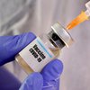 Украина договорилась о поставках вакцин AstraZeneca и Novavax