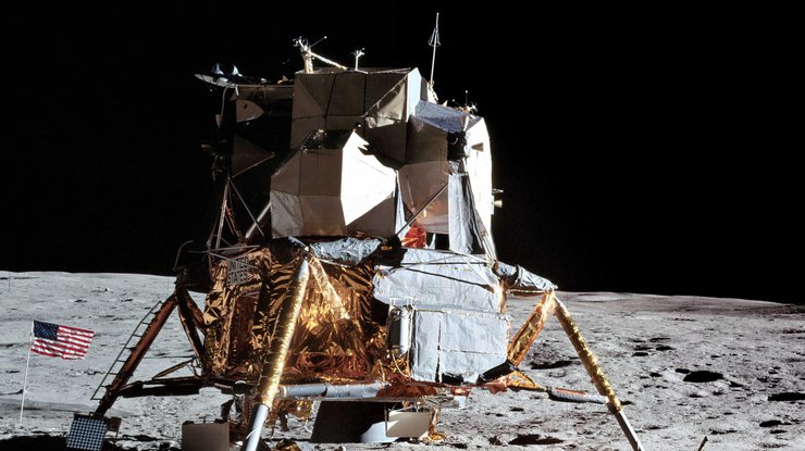 Миссия "Аполлон-15"