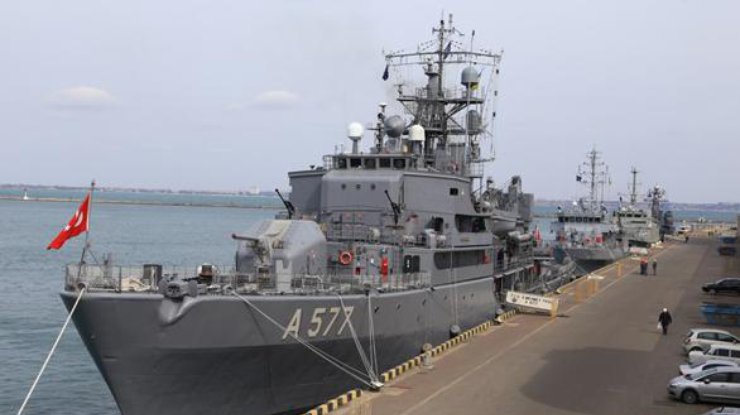 Корабли НАТО зашли в порт Одессы / Фото: Думская 