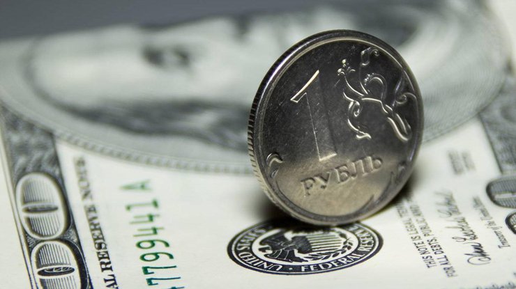 Курс доллар впервые с 22 февраля поднялся выше 75 рублей