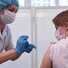 В Украине врач заболела коронавирусом после прохождения иммунизации