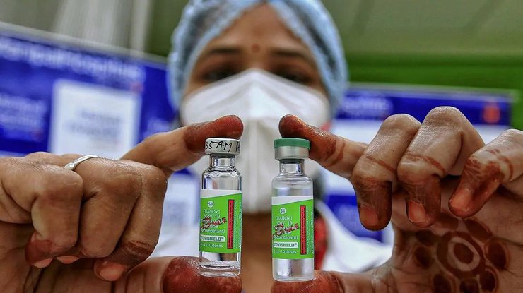Украина получила 500 тысяч доз вакцины CoviShield