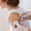 Прививка от COVID будет обязательной для школьников - омбудсмен