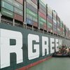 Авария в Суэцком канале: мировая торговля терпит колоссальные убытки