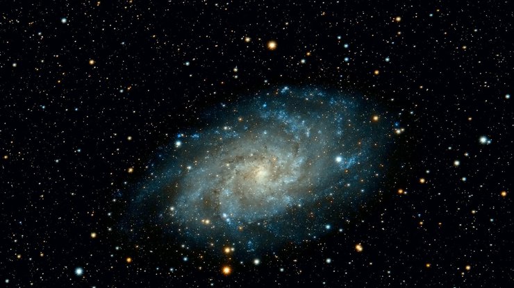 "Пятнышко" оказалось гигантским скоплением галактик