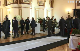 У Києві провели церемонію прощання з першим главою Міністерства закордонних справ