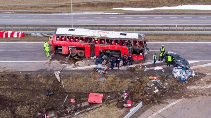 Фото: ДТП в Польше с украинским автобусом / Agencja Gazeta/Patryk Ogorzalek