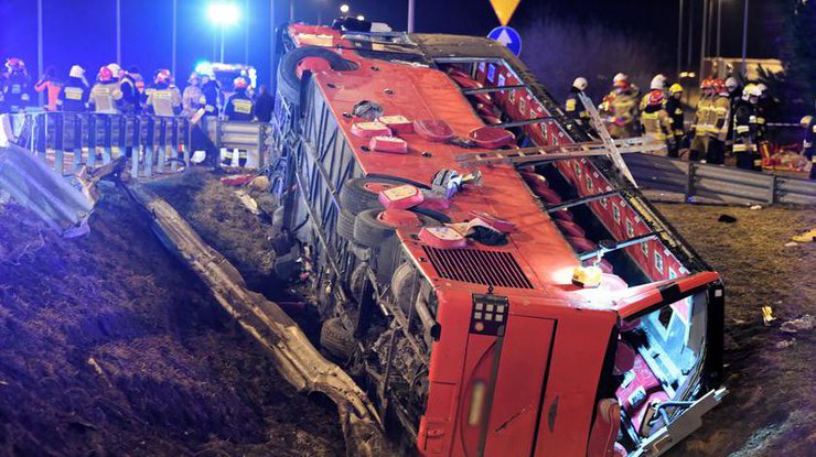 Возле города Кашице попал в аварию рейсовый автобус "Познань-Херсон"