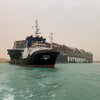 Авария в Суэцком канале: Египет "взял в заложники" контейнеровоз 