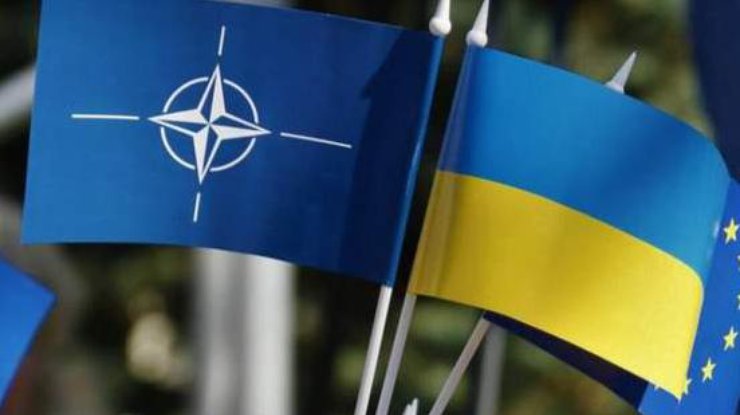 Фото: вступление Украины в НАТО /  promoteukraine