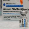 В США рекомендуют возобновить вакцинацию препаратом Johnson & Johnson