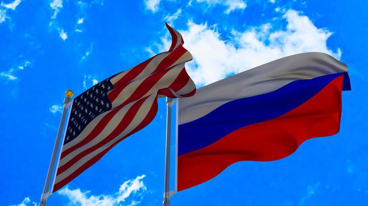 Флаги США и России/ Фото: openmedia.io