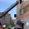 У Рівному жінка врятувалася від вогню у квартирі стрибком з вікна