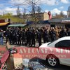 В Киеве из-за сноса МАФов предприниматели подрались с полицией (видео)
