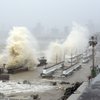 Индию накрыл мощный ураган, десятки погибших