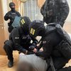 Полиция захватила "общак": у воров в законе "Умки" и "Лаши" изъяли миллионы долларов (фото, видео)