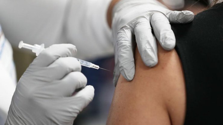 Вакцина от коронавируса/ Фото: Getty Images
