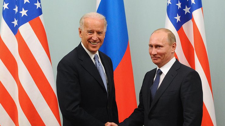 Фото: Джо Байден и Владимир Путин / РБК