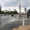 Вода бьет фонтаном: в Киеве возле Ocean Plaza прорвало трубу