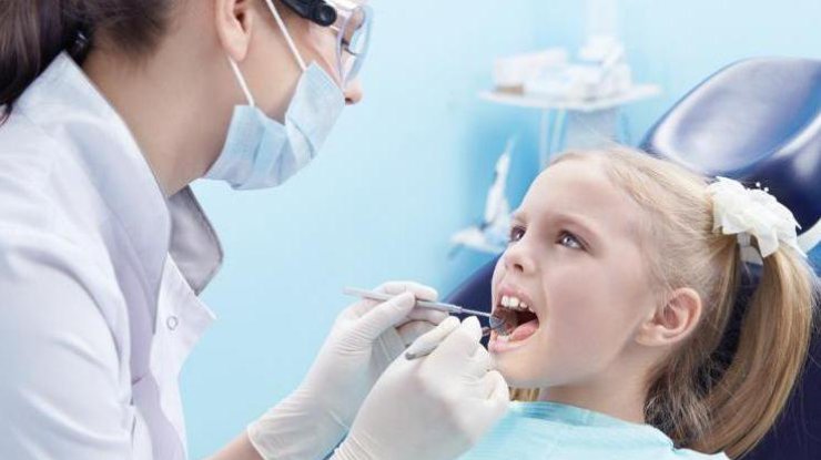 Ребенку удалили сразу 12 зубов/ Фото: womanadvice.ru