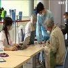 Щеплення для всіх: у Києві та Львові відкрили центри вакцинації населення