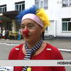 У Харкові професійні лікарняні клоуни розважали онкохворих дітей