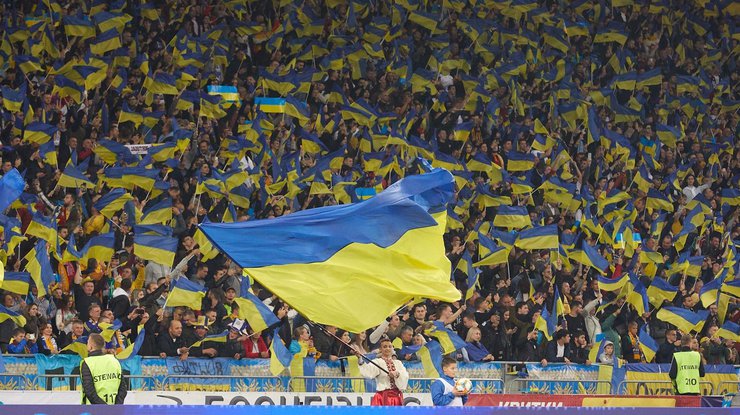 Новая форма украинских футболистов вызвала скандал